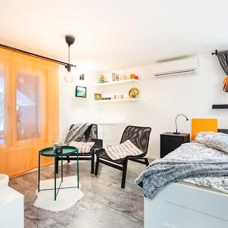 New Studio Apartment Emmy With Free Street Parking Zagreb Exterior foto