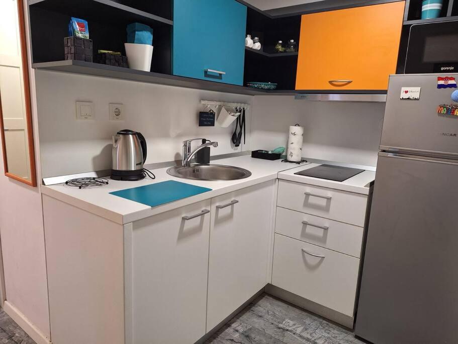 New Studio Apartment Emmy With Free Street Parking Zagreb Exterior foto